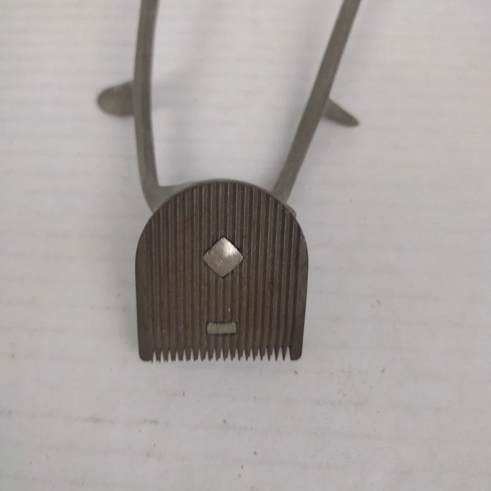 Vintage John Oster Model 105 Manual Hair Clippers Barber USA & 1920's Razor Set